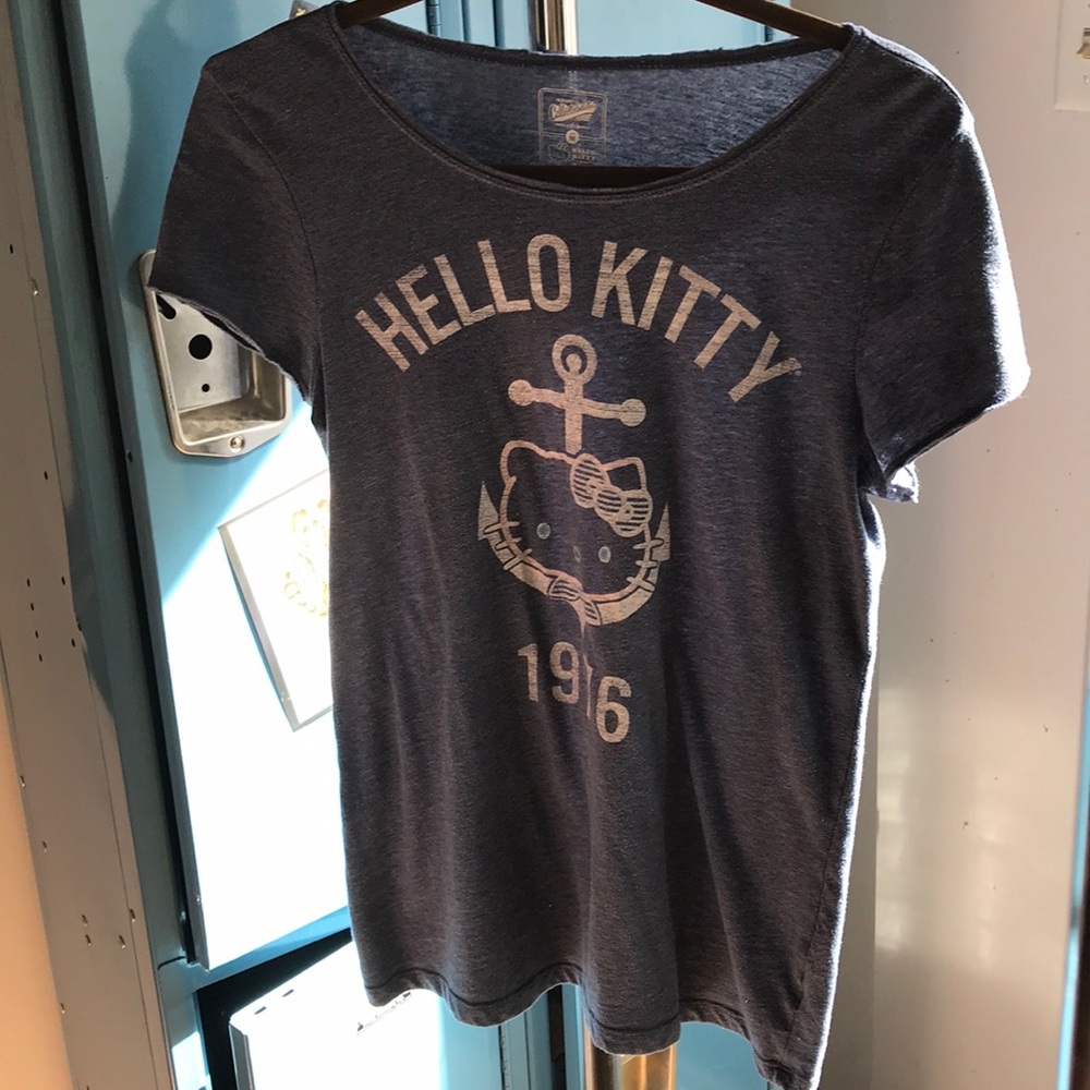 Hello Kitty Jacket and Shirt 🍀 - Picture 4 of 8